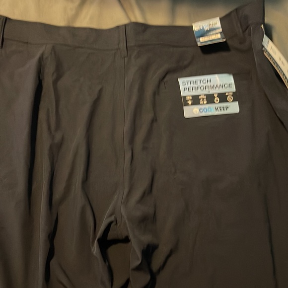 New with tags cool keep navy light weight shorts 42 waist - Picture 3 of 3